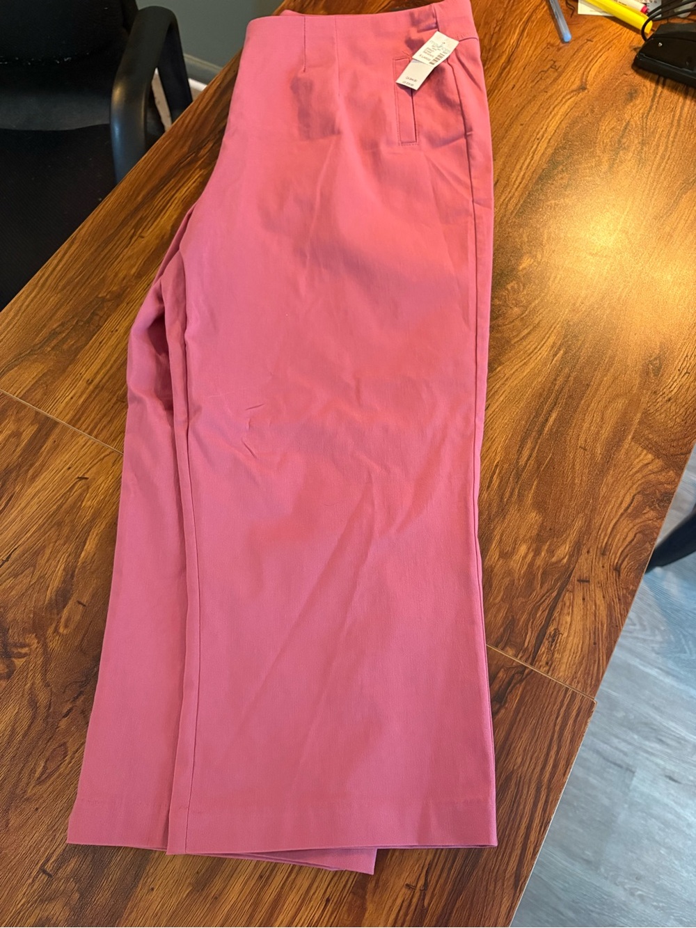 NWT Maurices Bengaline High Rise Pink Capris Pants XL